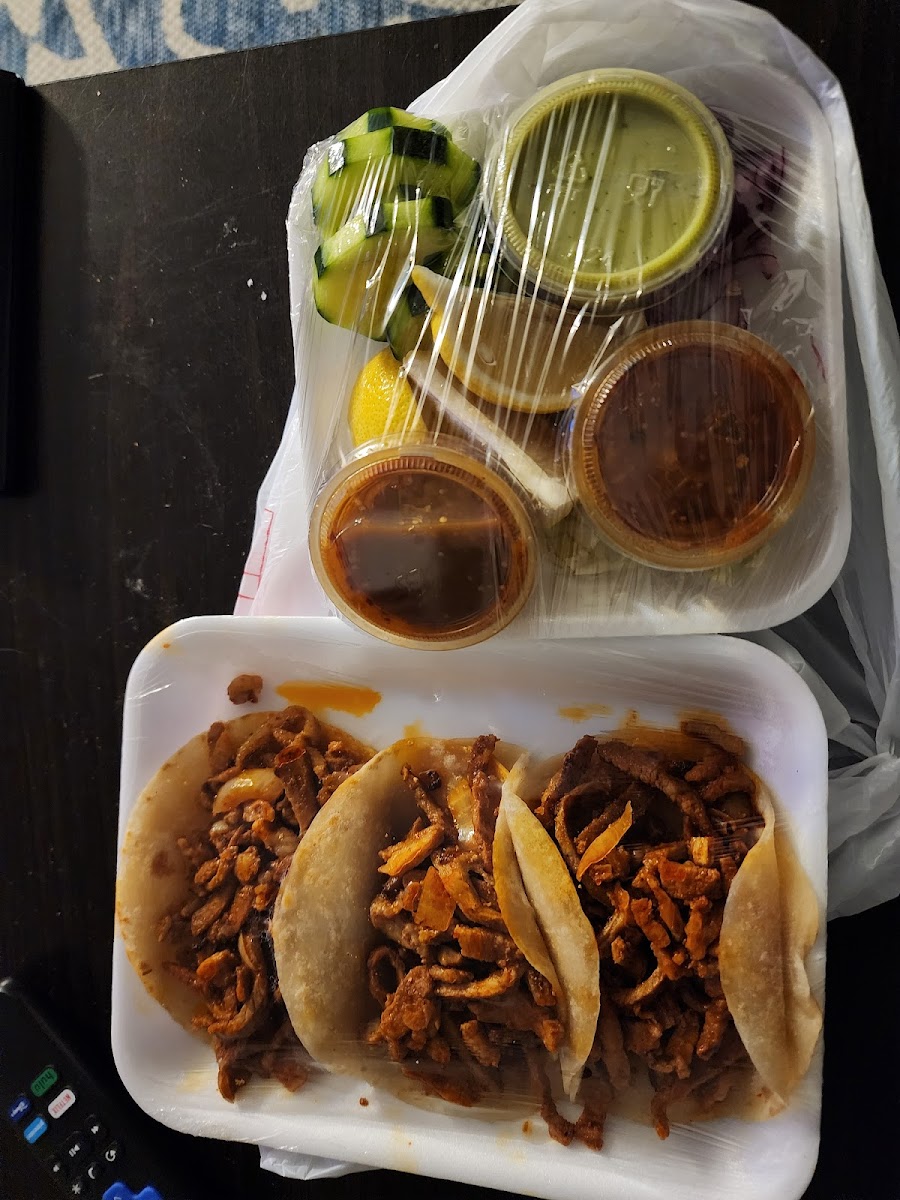 El Bebo's Street Tacos & Hot Dogs Photo 8