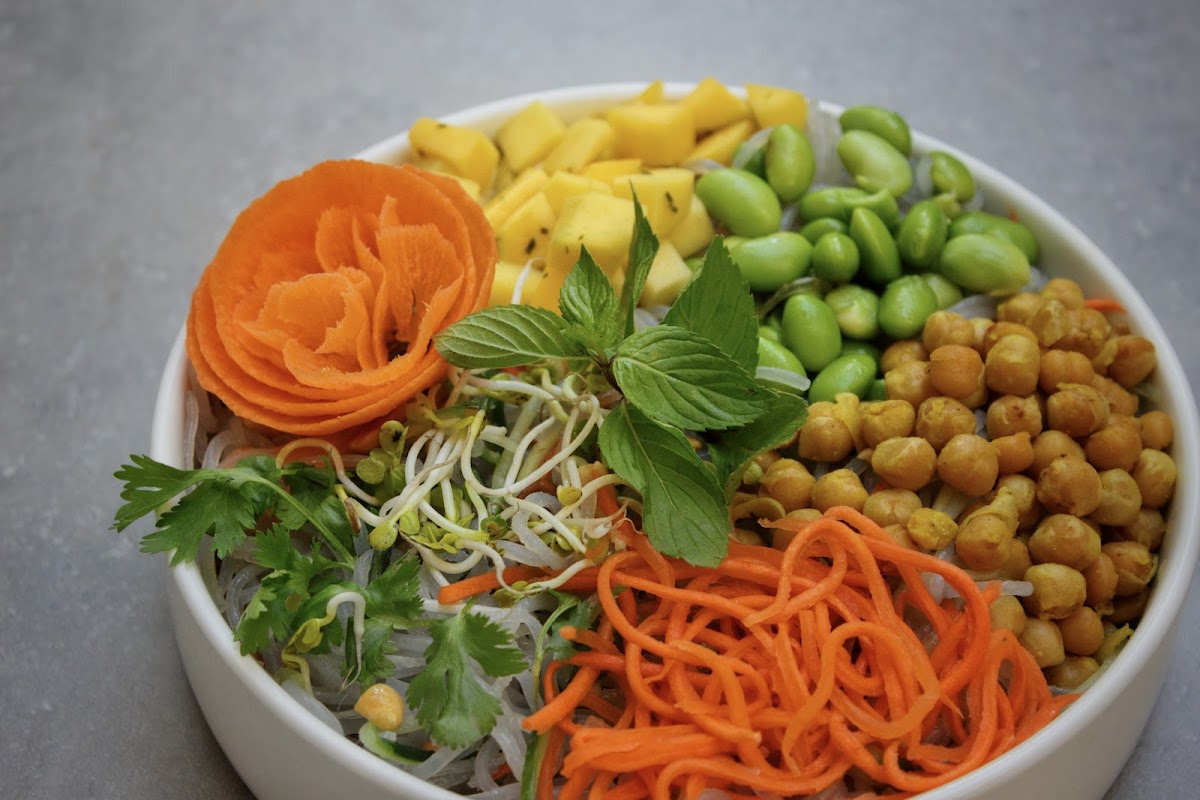 LEVI - Asian Fusion Kitchen Photo 3