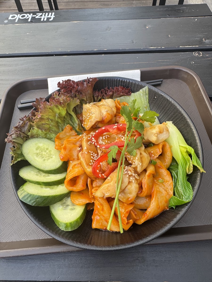LEVI - Asian Fusion Kitchen Photo 4