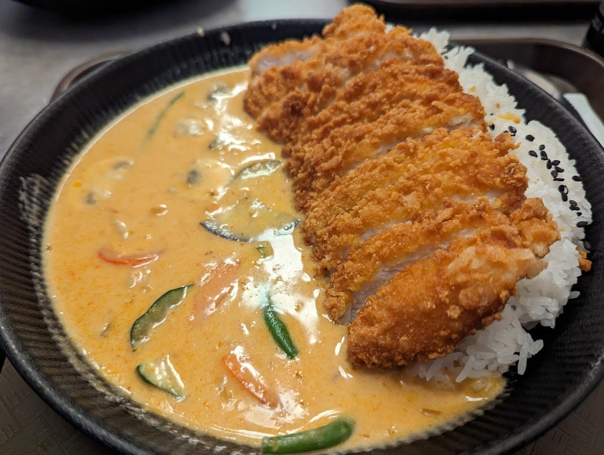 LEVI - Asian Fusion Kitchen Photo 7