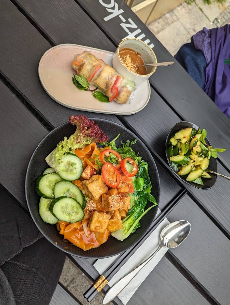 LEVI - Asian Fusion Kitchen Photo 9