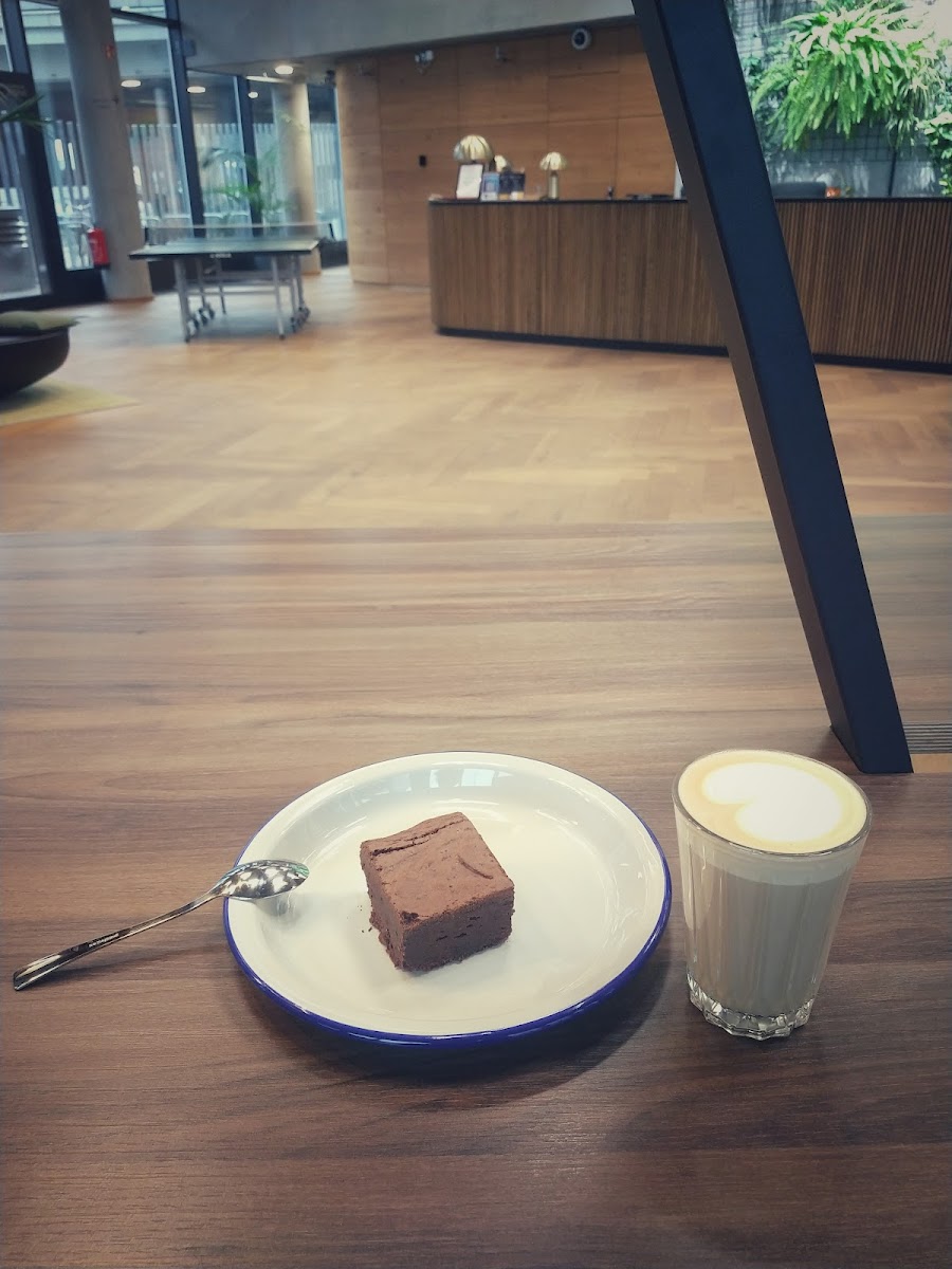 Garçon de Café - Specialty coffee shop - Kaffee Photo 6