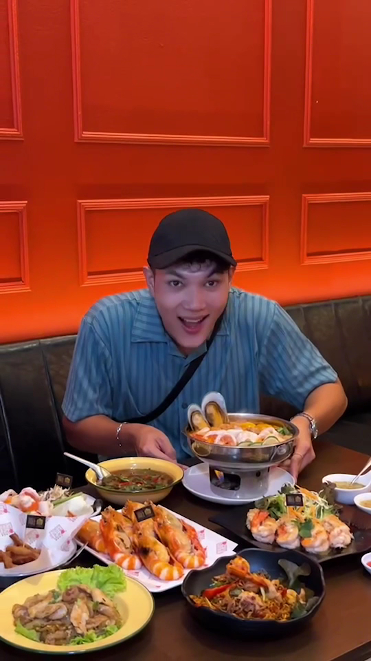 ร้านเจริญพุง Bar&Bistro Photo 2