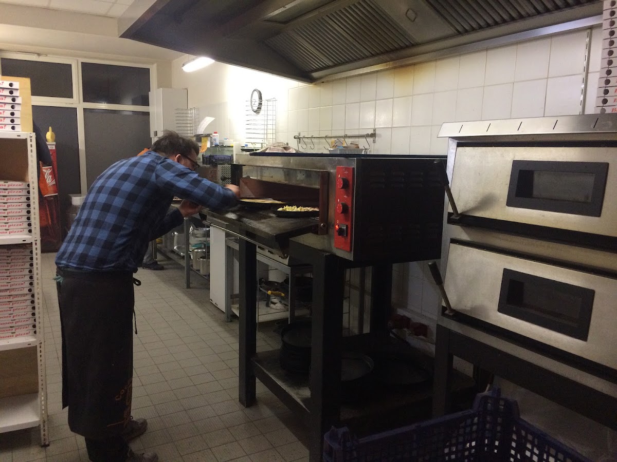 Pizza Fuoco Photo 4