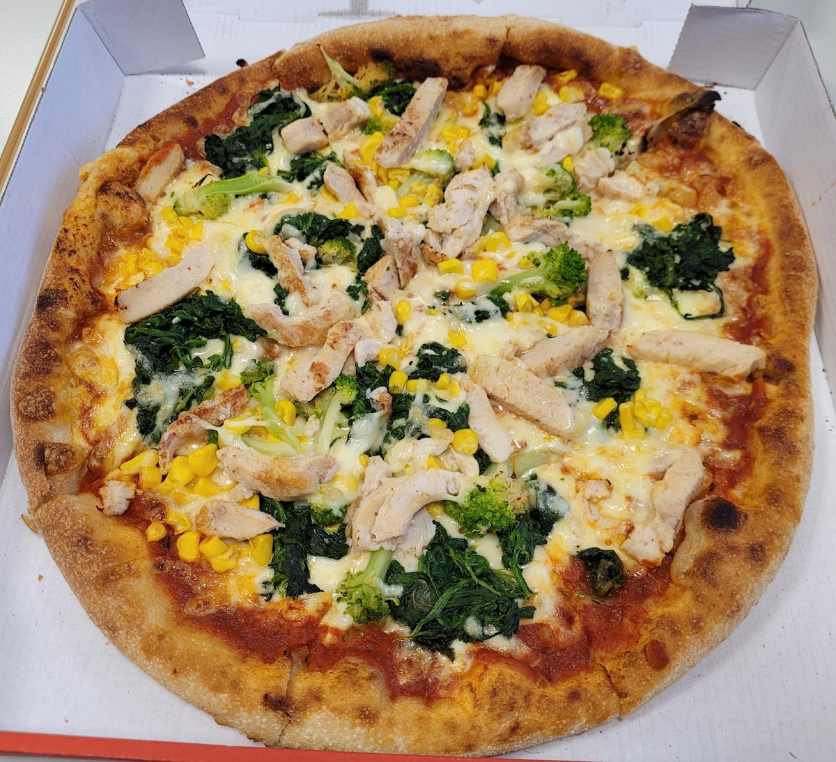 Lala's Pizza Photo 3