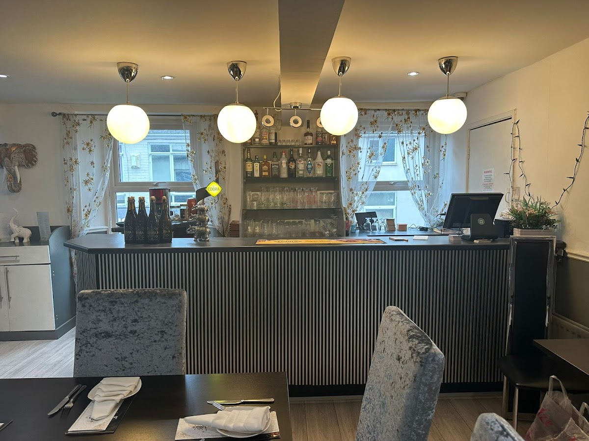 Red Rose Indian Restaurant & Takeaway Photo 6