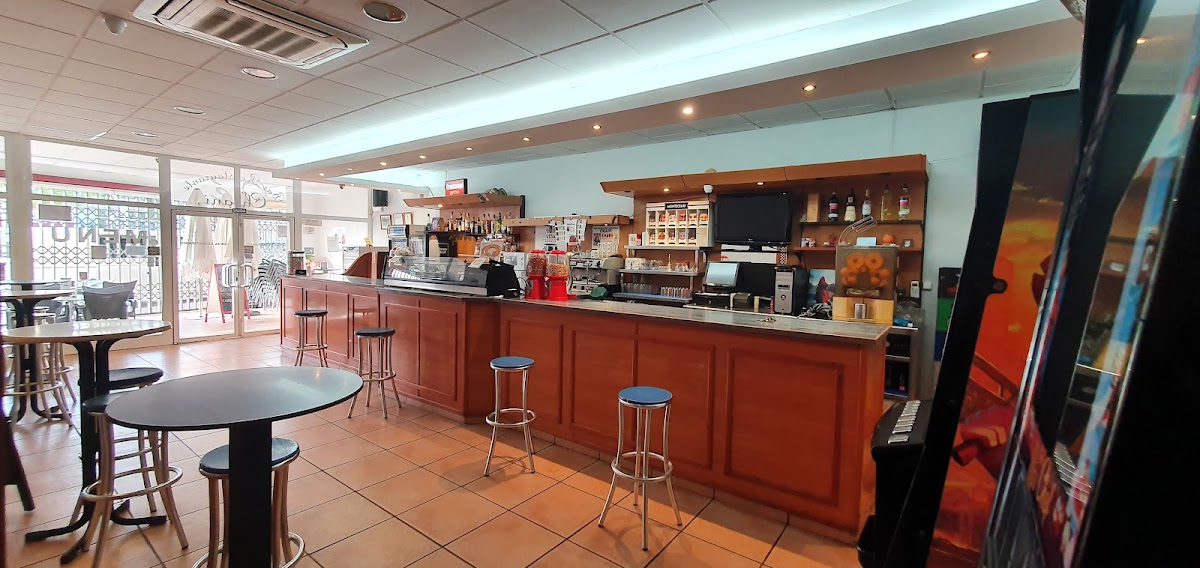 Café Bar Chani