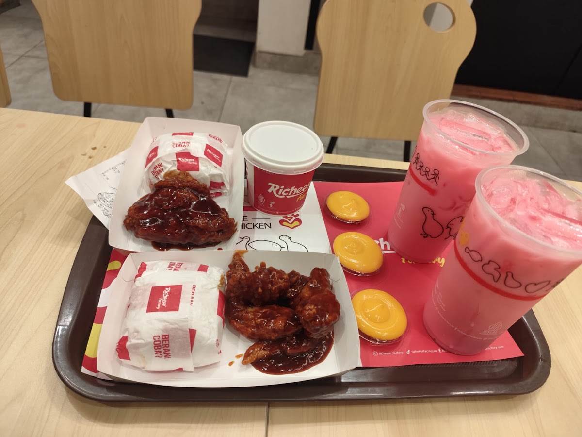 Richeese Factory Burlian Photo 7
