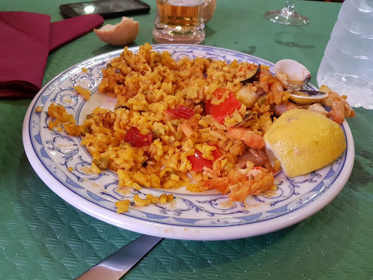 RESTAURANTE J&A MARITORNES Photo 6