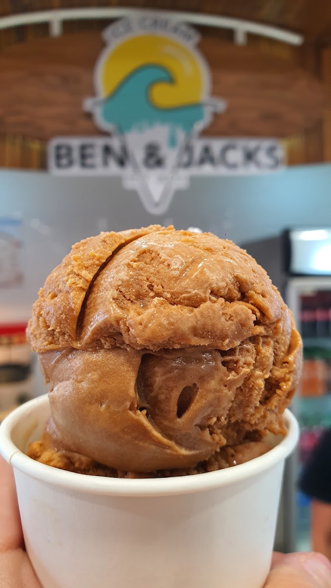 Ben & Jacks Photo 6