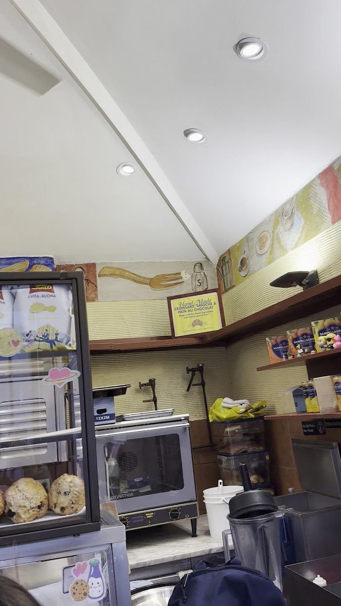 Serafina Juice Bar Photo 2