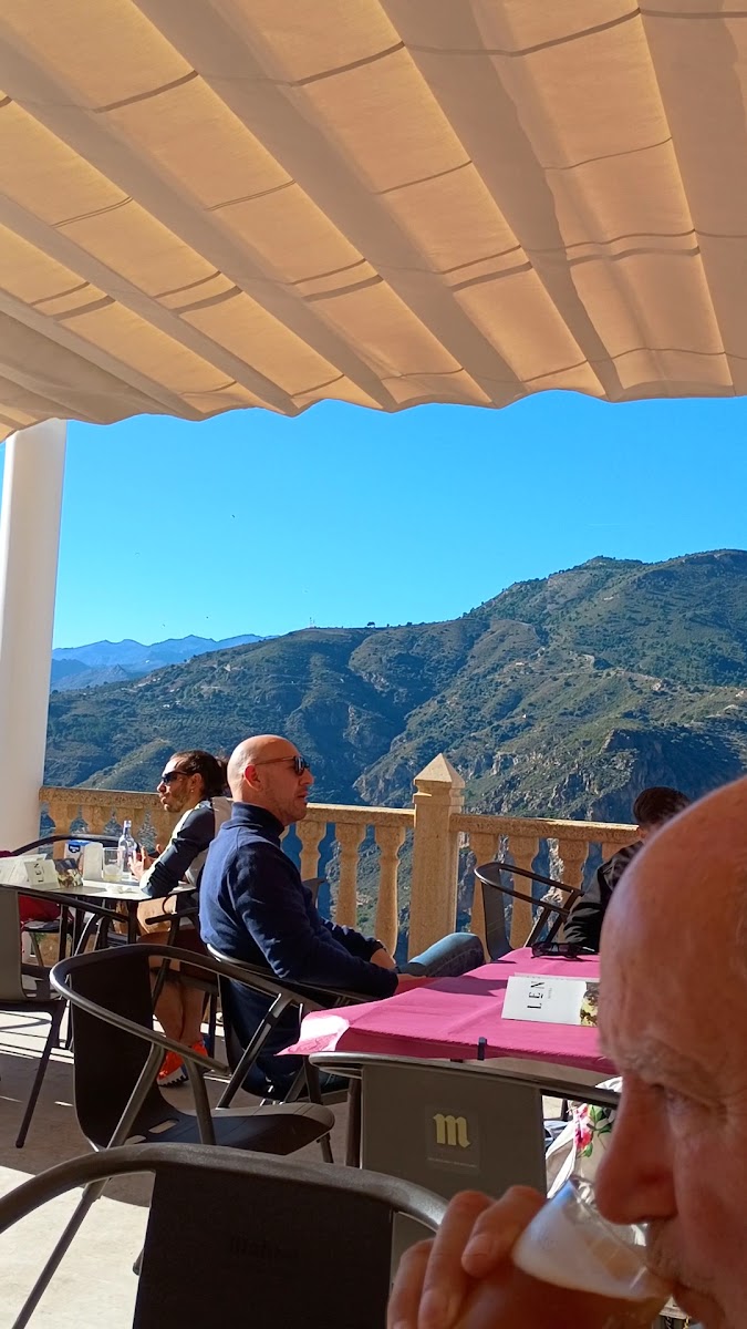 Restaurante El Peñón de Lentegí Photo 2