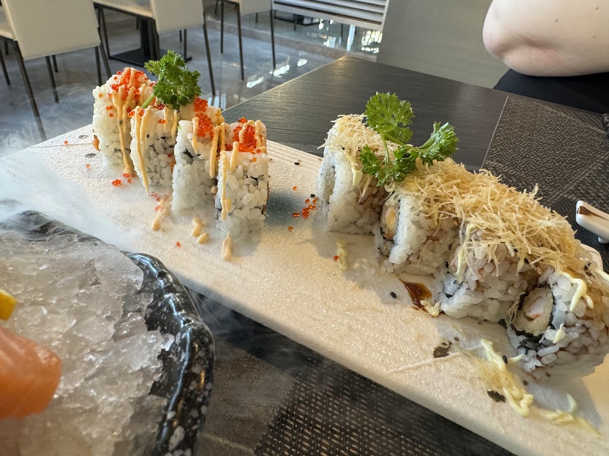 maneki sushi Photo 3