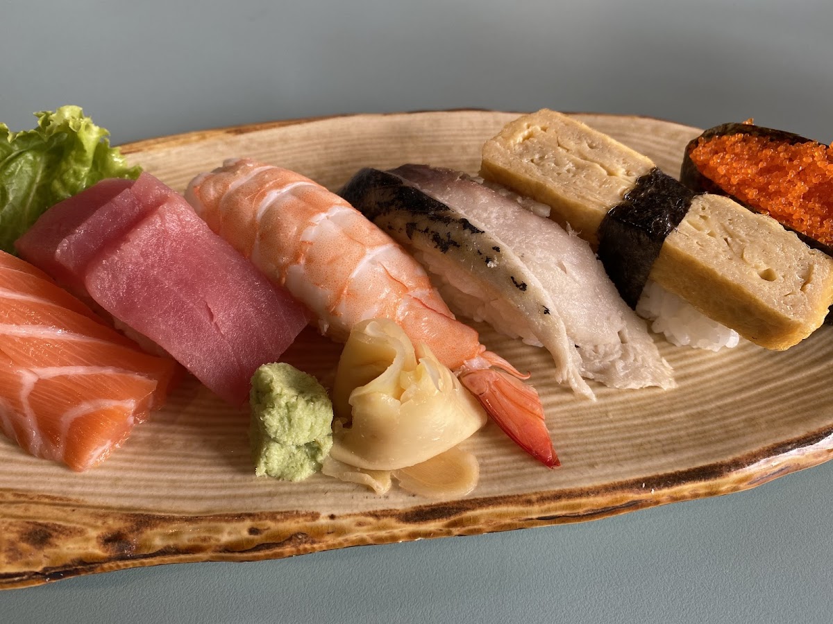 TA-KE SUSHI Photo 9