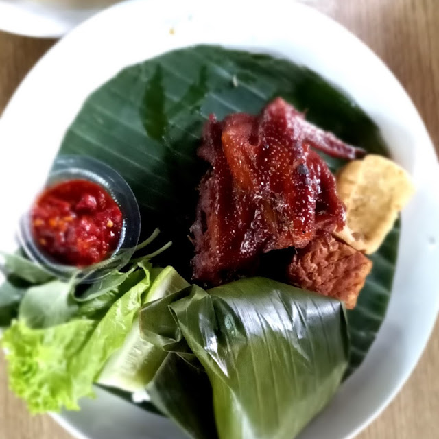 Nasi Timbel Ayam Bakar