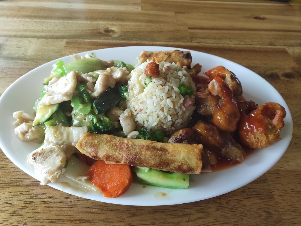 Bao Bao Chinese & Malaysian Restaurant Photo 10