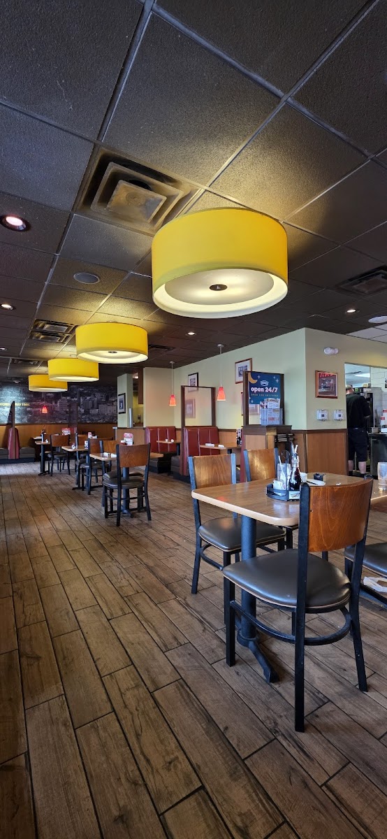 Denny's Photo 7