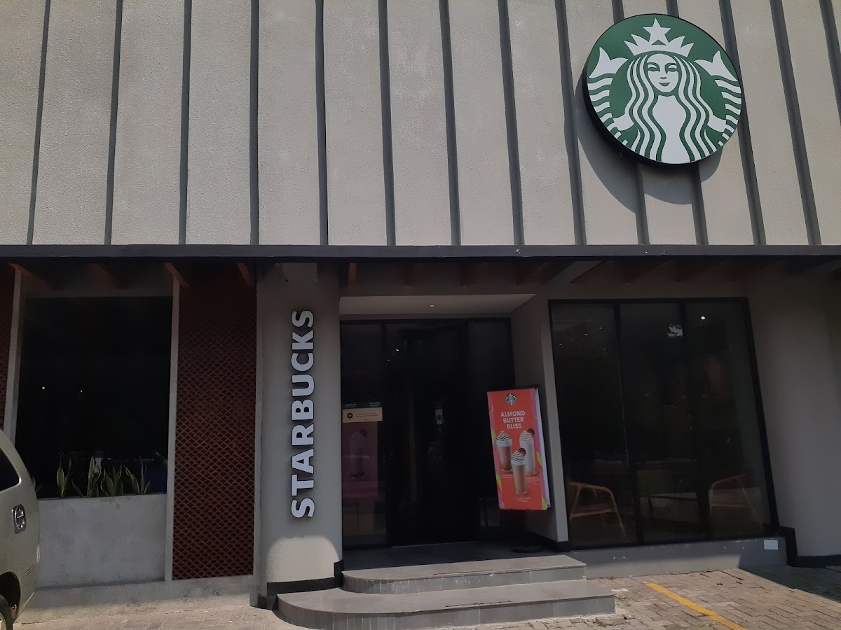 Starbucks Taman Ubud Karawaci