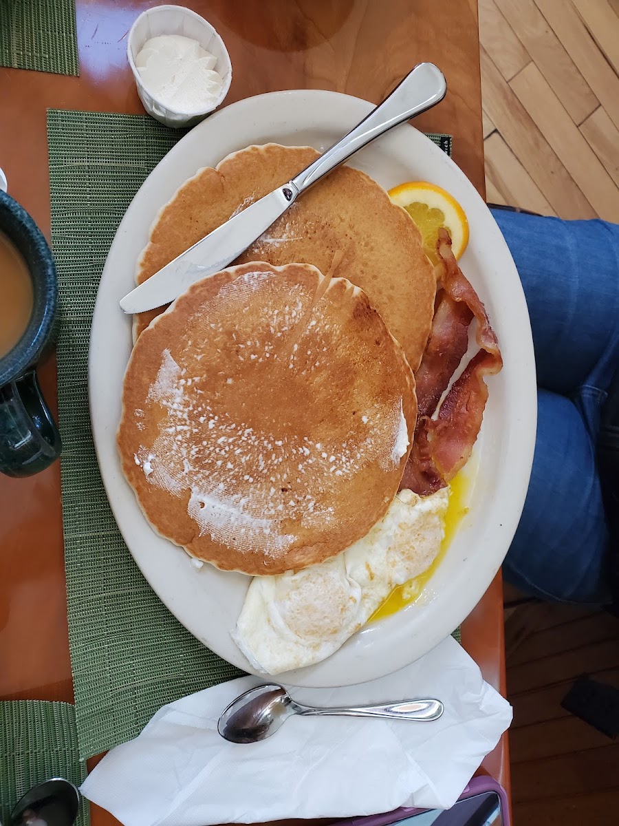 Bear Creek Cafe Photo 5
