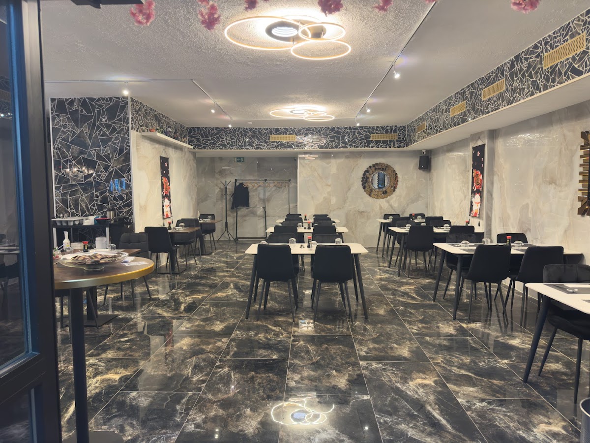 Restaurant Mori Sushi & Ramen