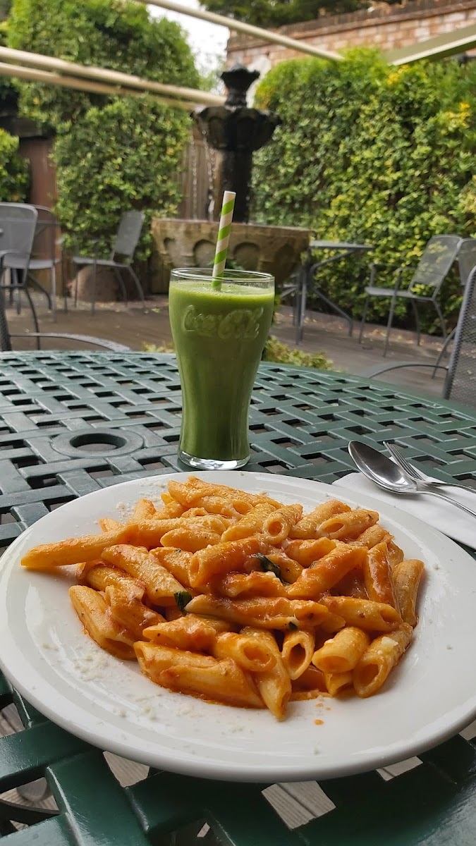 Rosa's cafe Photo 9
