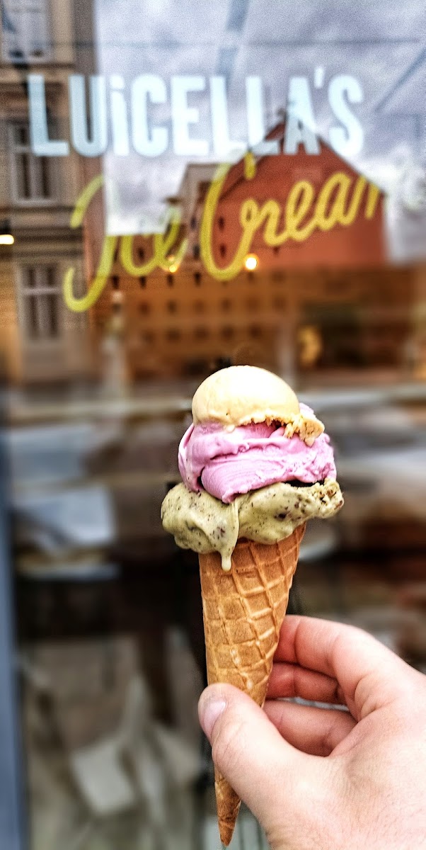 Luicella‘s ice cream Grindel Photo 5