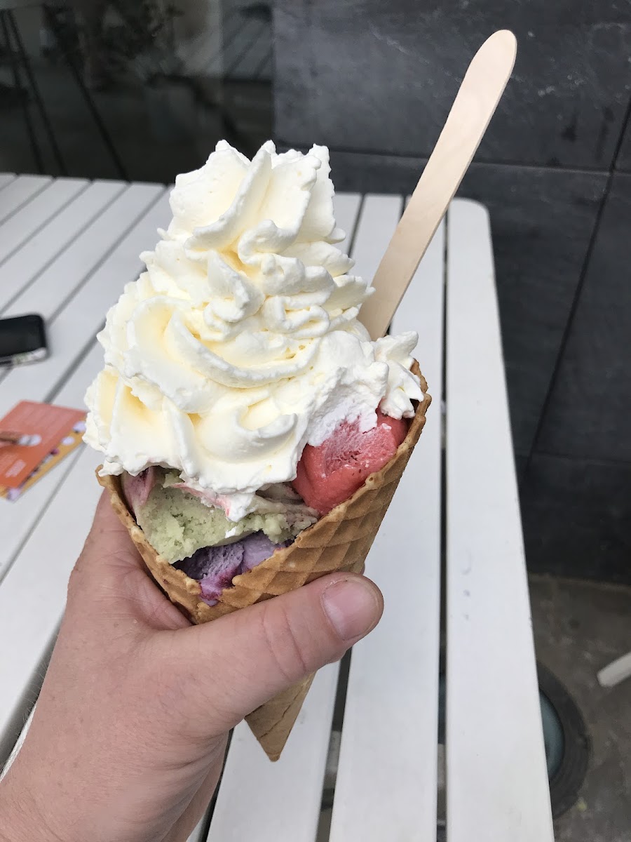 Luicella‘s ice cream Grindel Photo 6