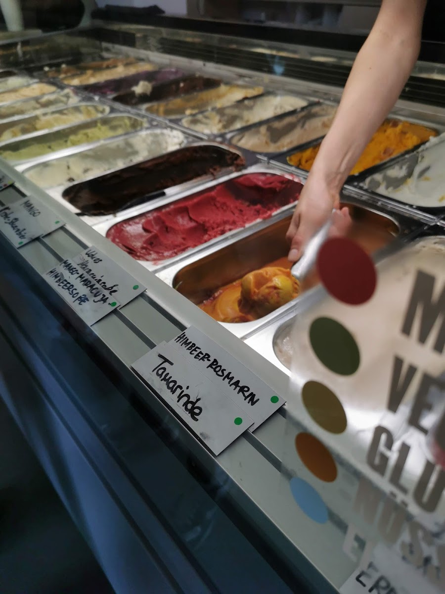 Luicella‘s ice cream Grindel Photo 8