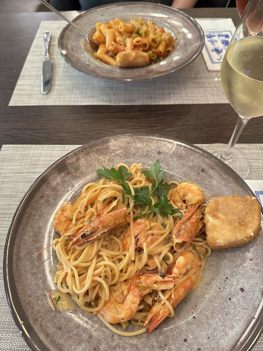 SMYRNA Griechisches Restaurant Photo 4