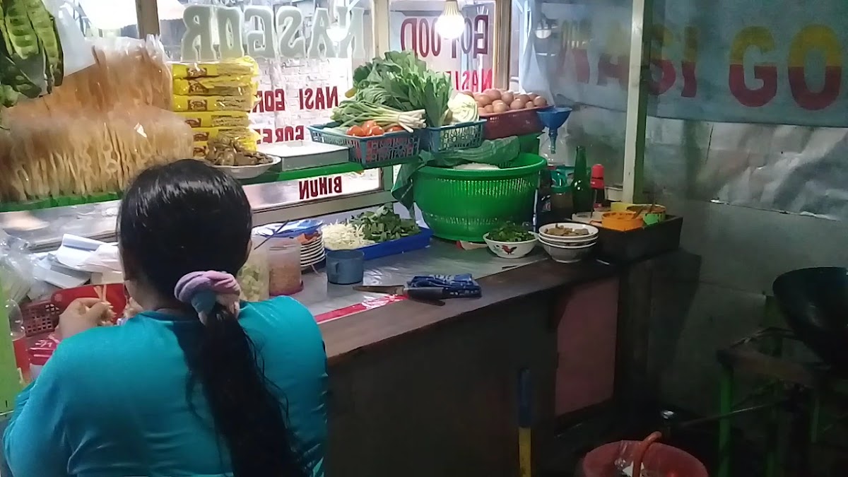 Nasi goreng mas kemed