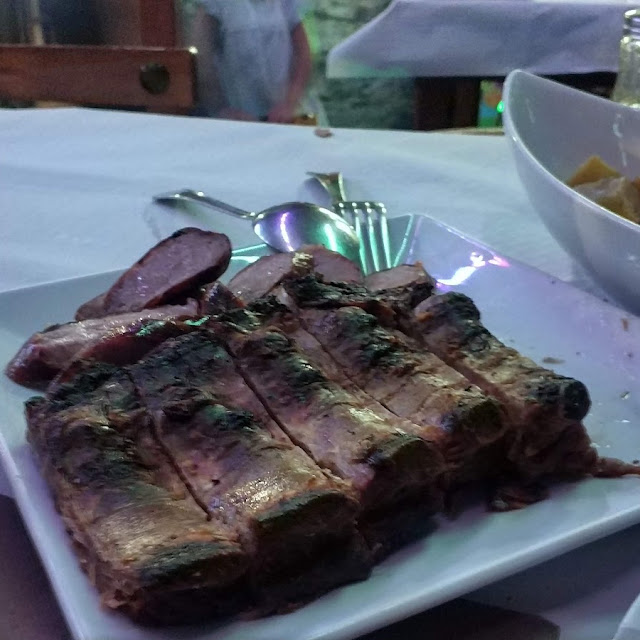 Costillas de Cerdo Y Chorizo Criollo