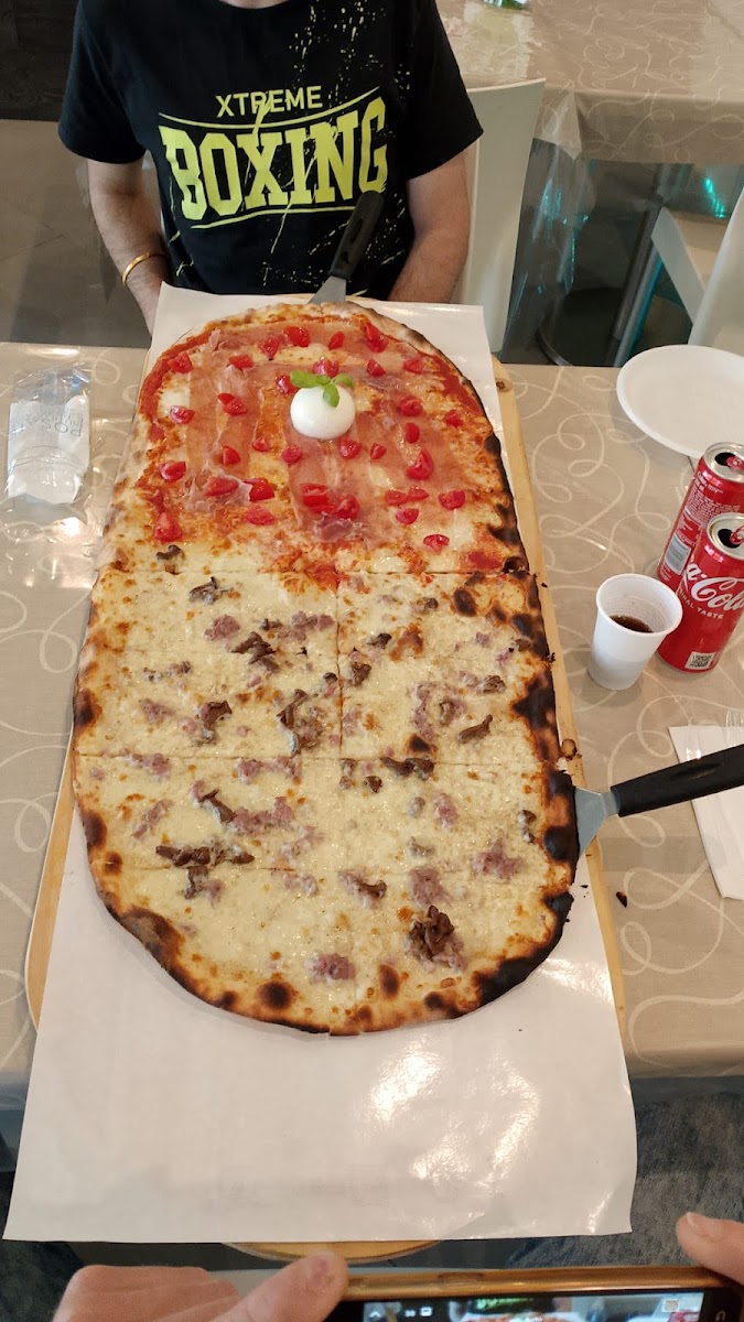 Pizzeria da asporto - De' Genaar 2 Photo 5