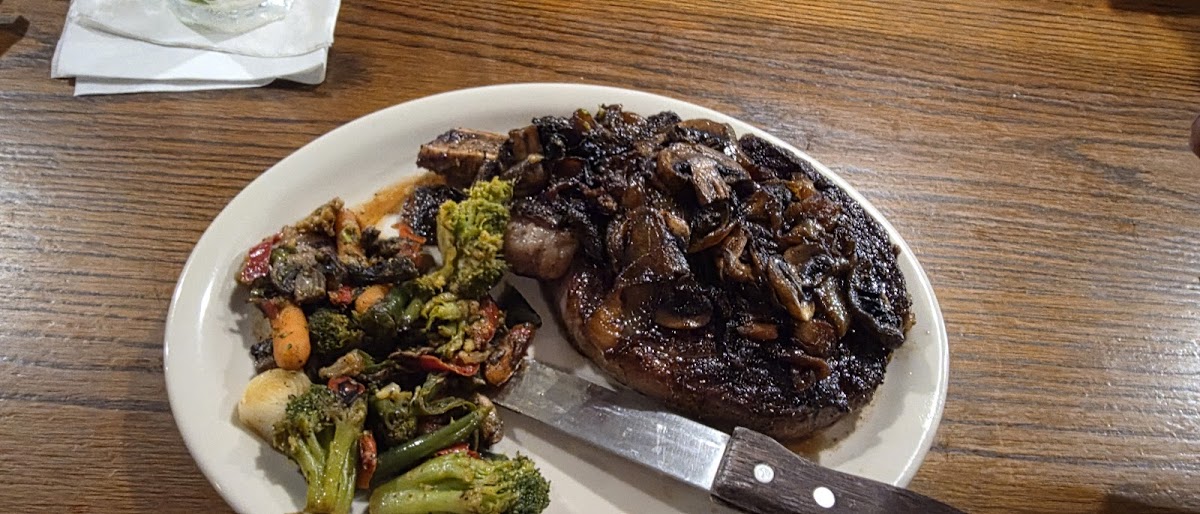 Hebert's Steak House Photo 3