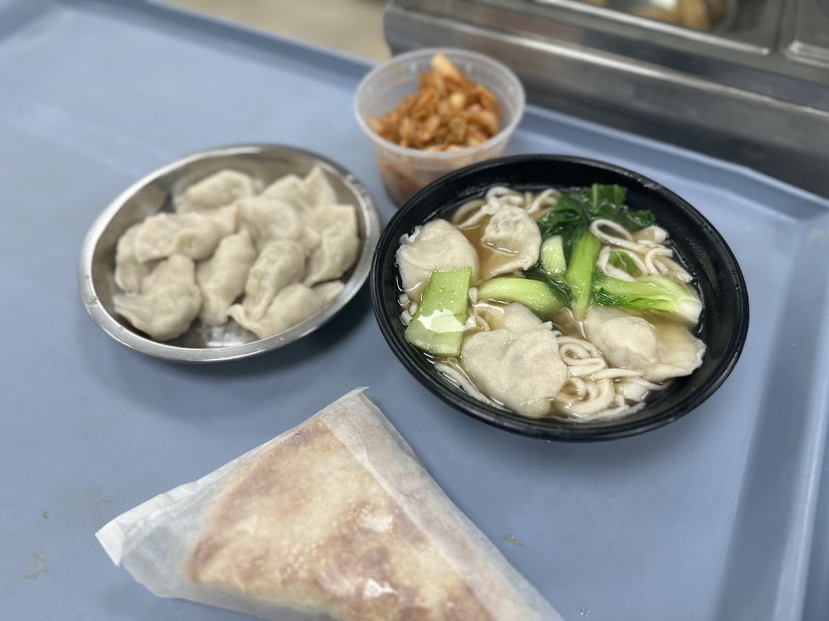 North Dumpling 北方锅贴 Photo 3