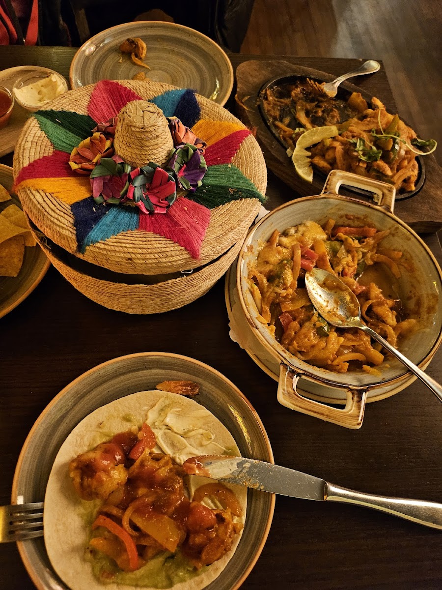 Vedis Mexican Restaurant Photo 4