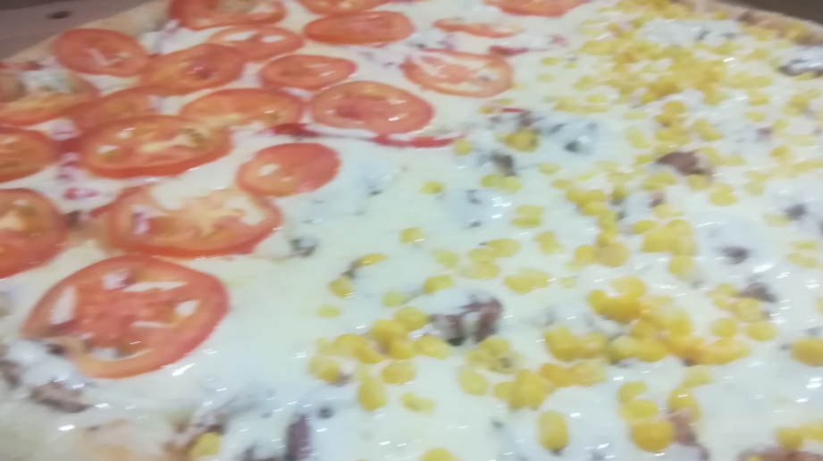The 90s Pizza Photo 3