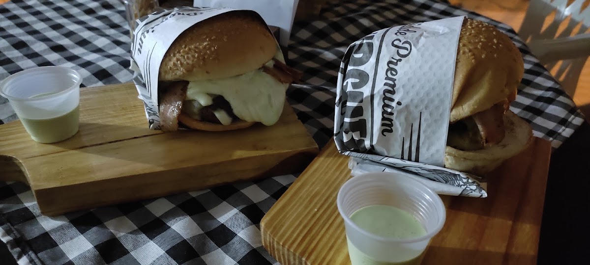 ALES BURGER Photo 5