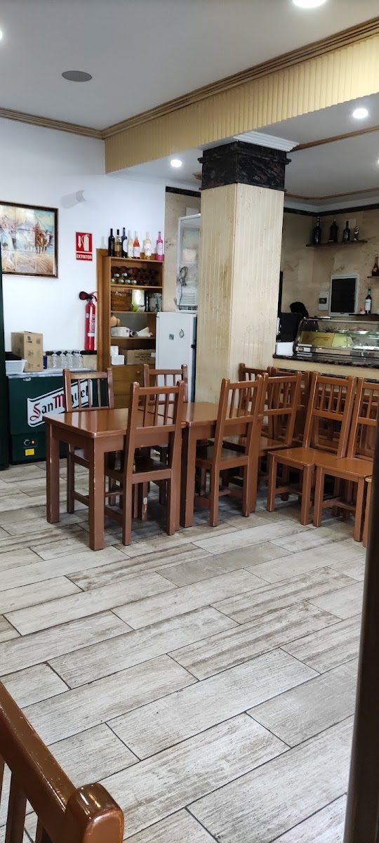 Guimarayz Cafeteria