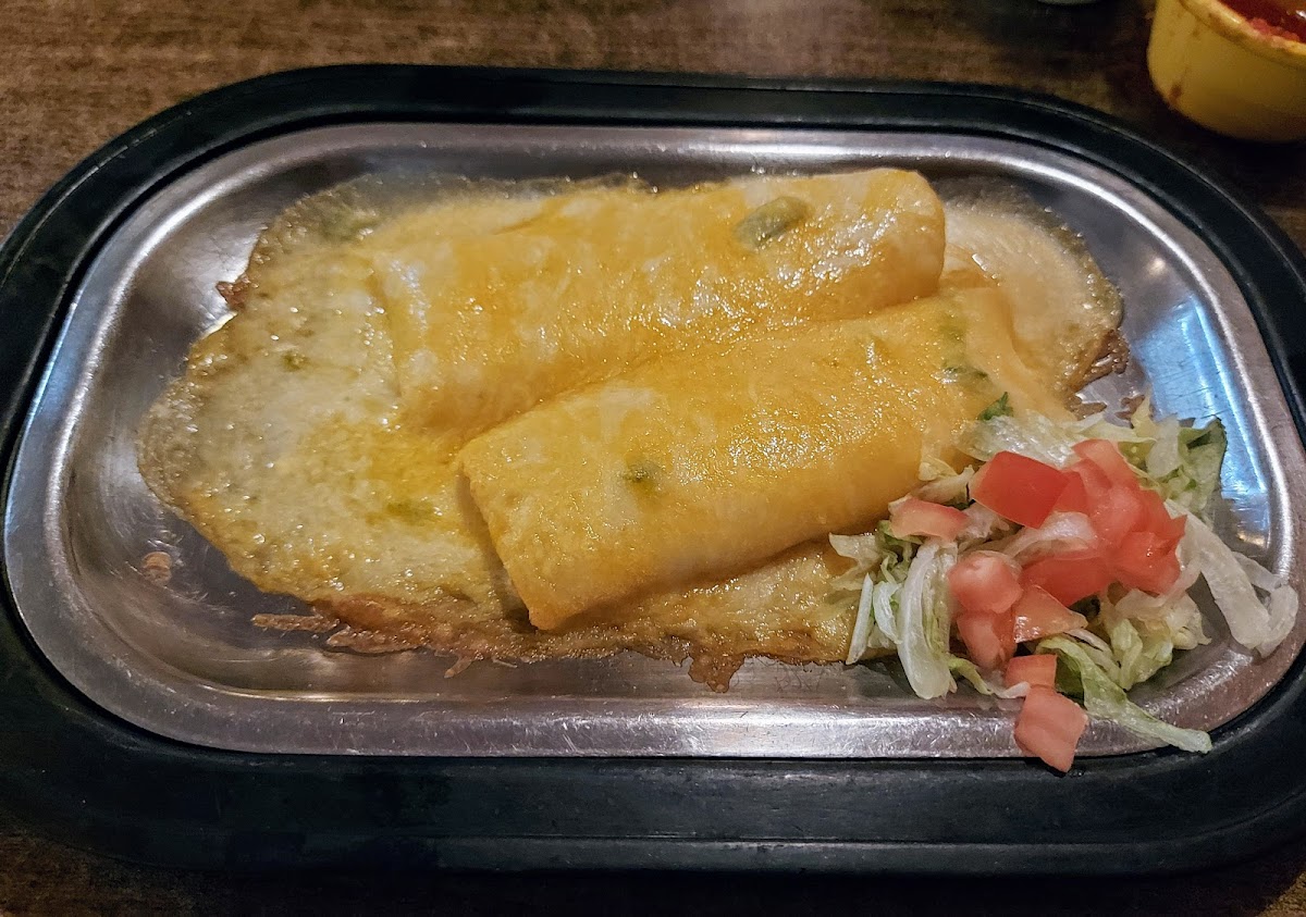 El Charrito's-Helena's Original Restaurante Photo 10