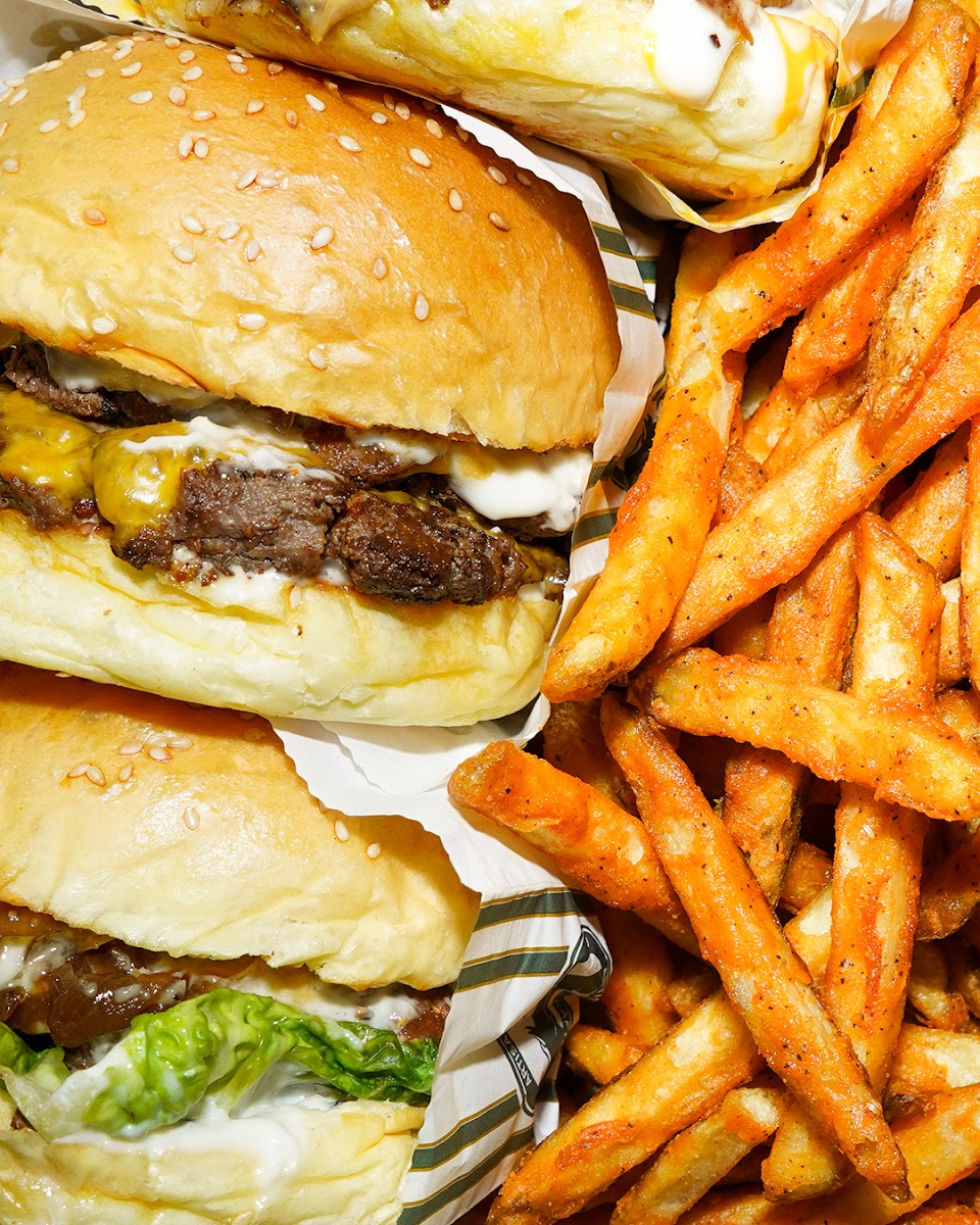 BMB Burger Serpong Photo 4