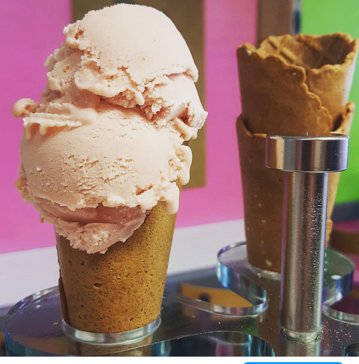 Ives Ice Cream Parlour Photo 10