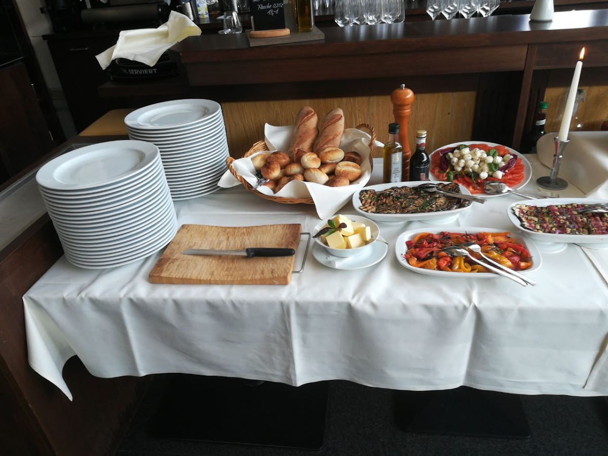 Delizia Ristorante & Weinbar Photo 4
