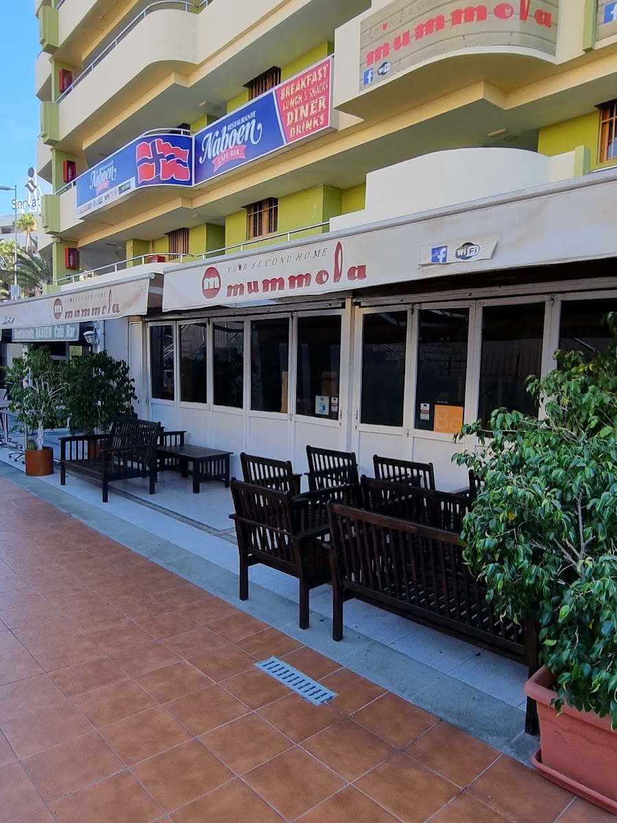 Naboen cafe bar