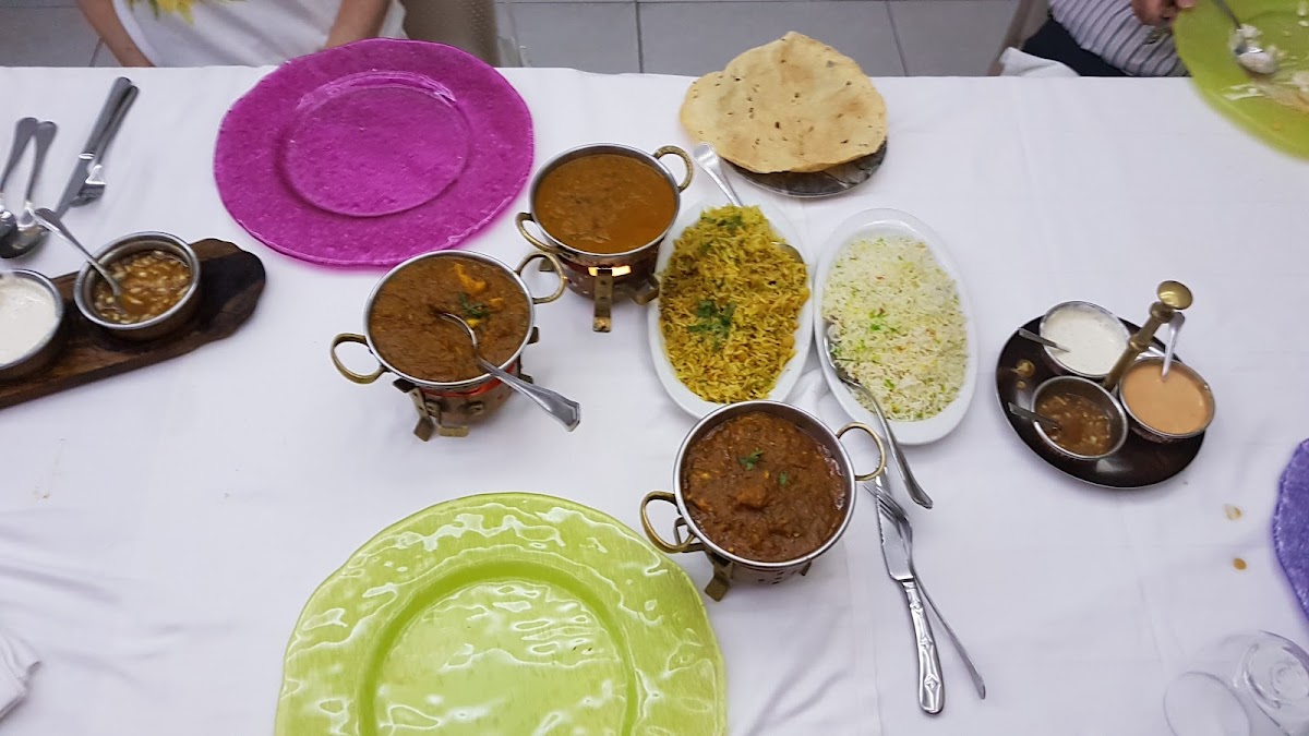 Restaurante Tandoori Mahal Photo 7