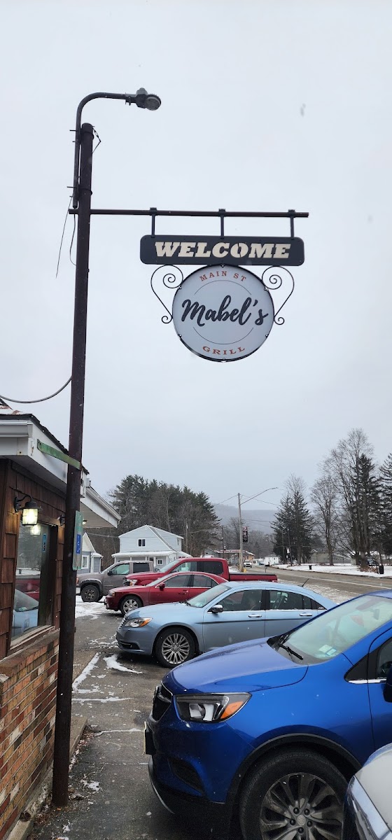 Mabel’s Main St Grill Photo 3