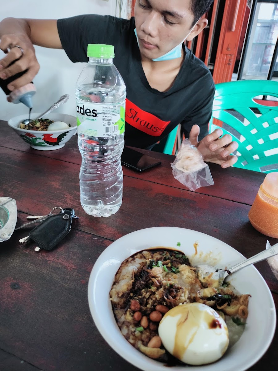 Bubur Ayam Bandung Abah Barata Cab. 1 Photo 6