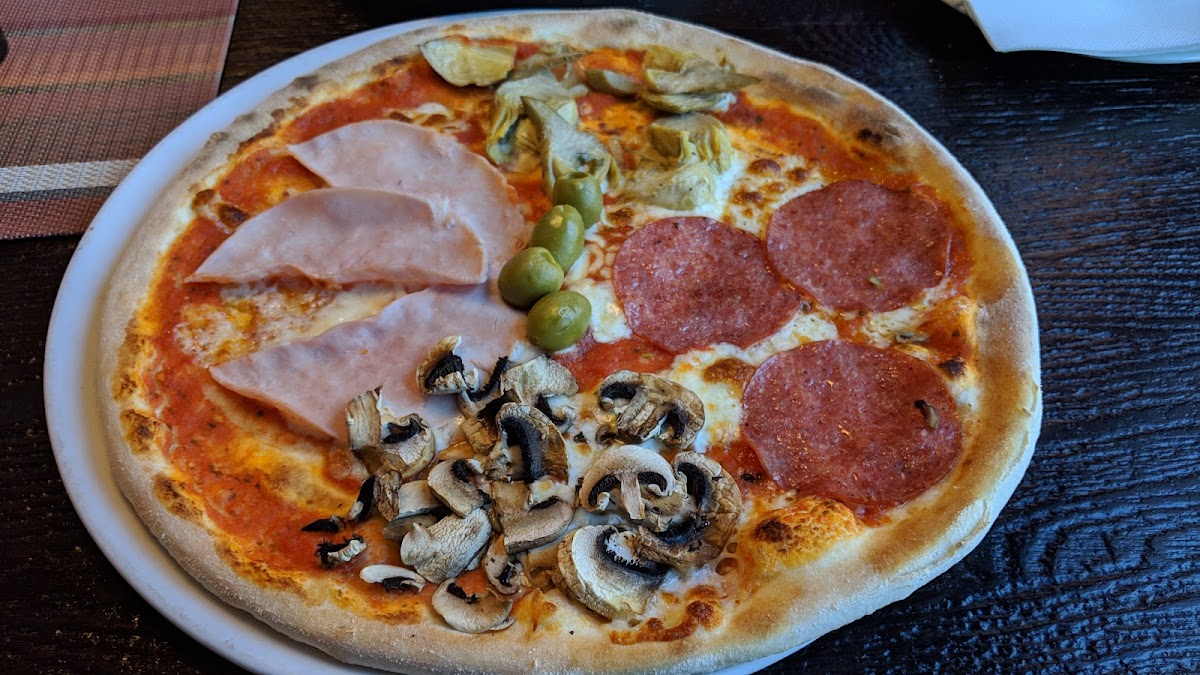 Ristorante Pizzeria Gallo Nero Photo 5