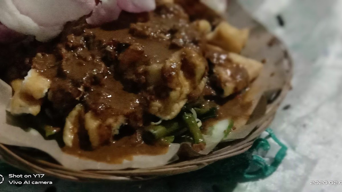 Mbak Jum Rujak