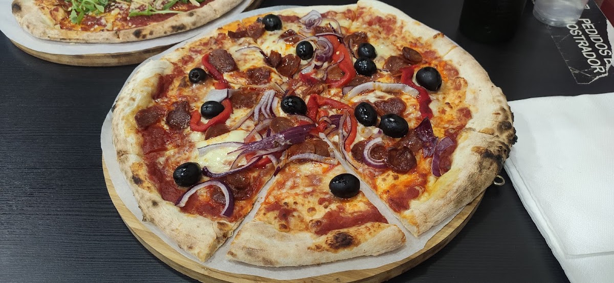 La Margherita Pizza Photo 10