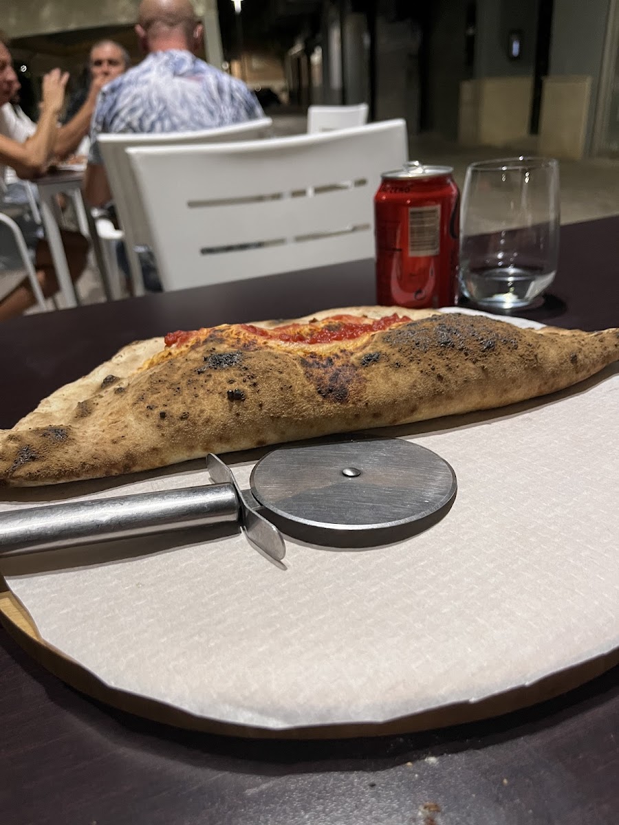 La Margherita Pizza Photo 8